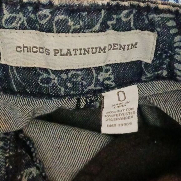 Chico's Jeans Blue Denim Abstract Floral Print Platinum Womens Size Small - Picture 6 of 6